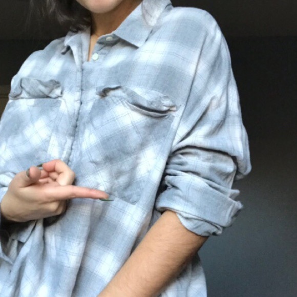 Flannel - Picture 3 of 4